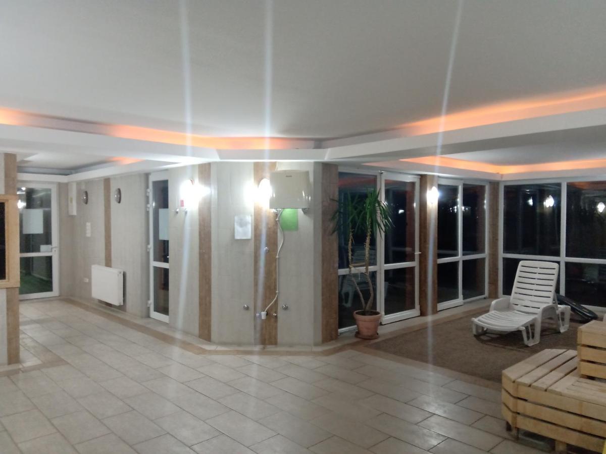 Gabi & Gabi Apartments Hajdúszoboszló Екстериор снимка