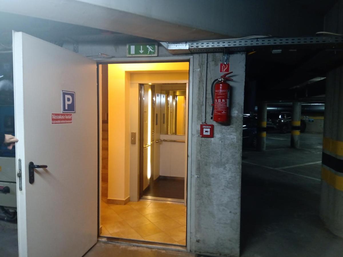 Gabi & Gabi Apartments Hajdúszoboszló Екстериор снимка
