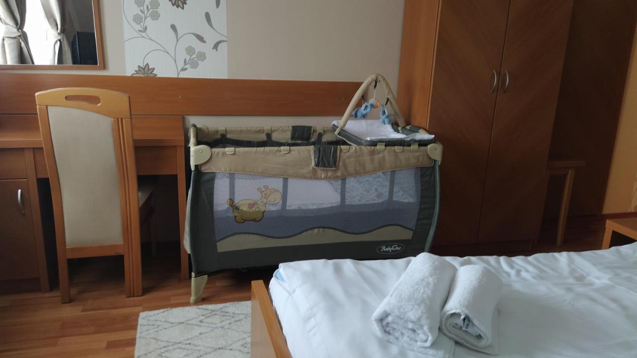 Gabi & Gabi Apartments Hajdúszoboszló Екстериор снимка