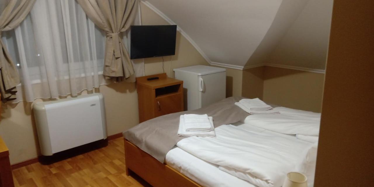 Gabi & Gabi Apartments Hajdúszoboszló Екстериор снимка